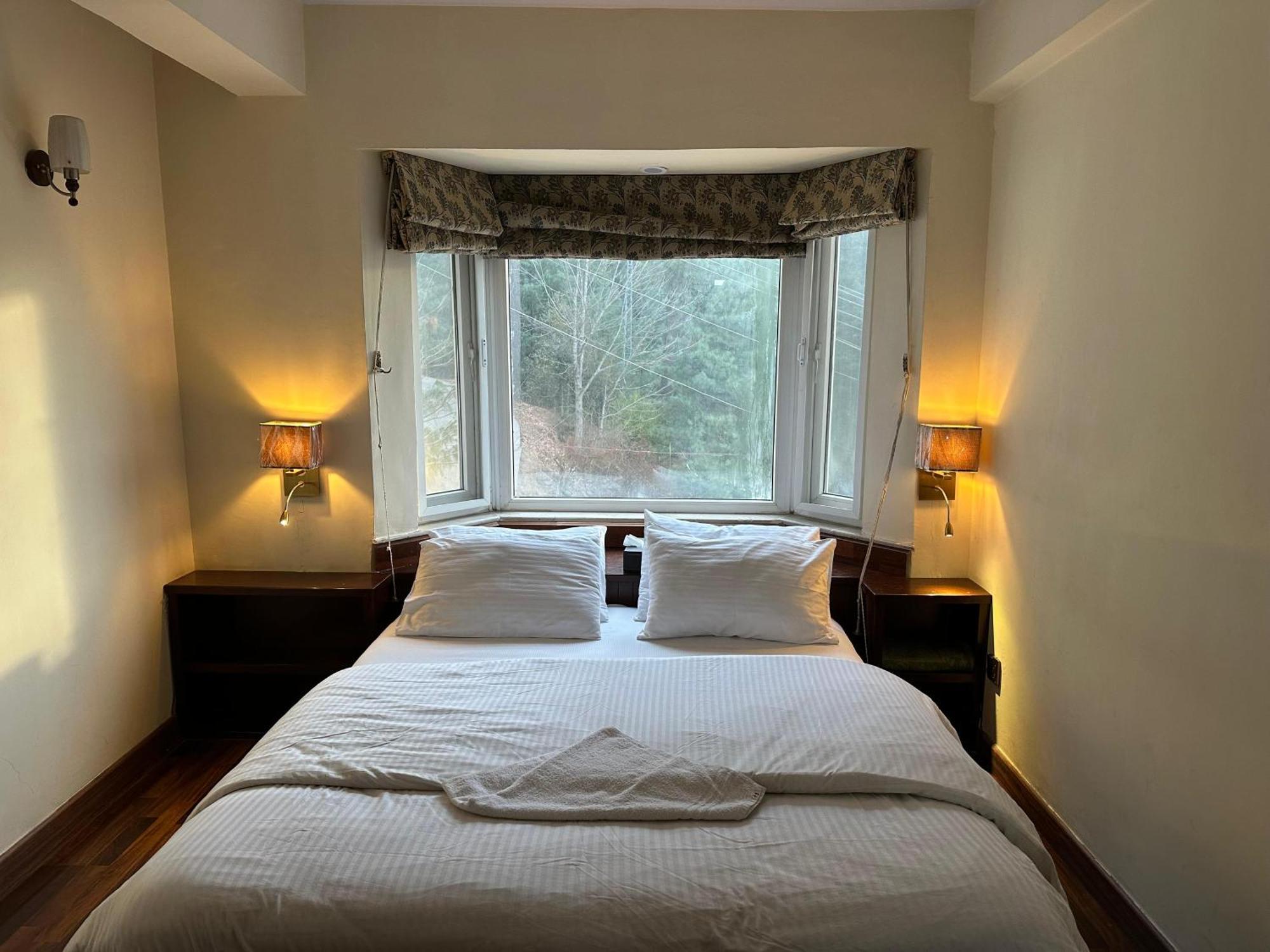 Sarah'S Lodge Murree Zewnętrze zdjęcie